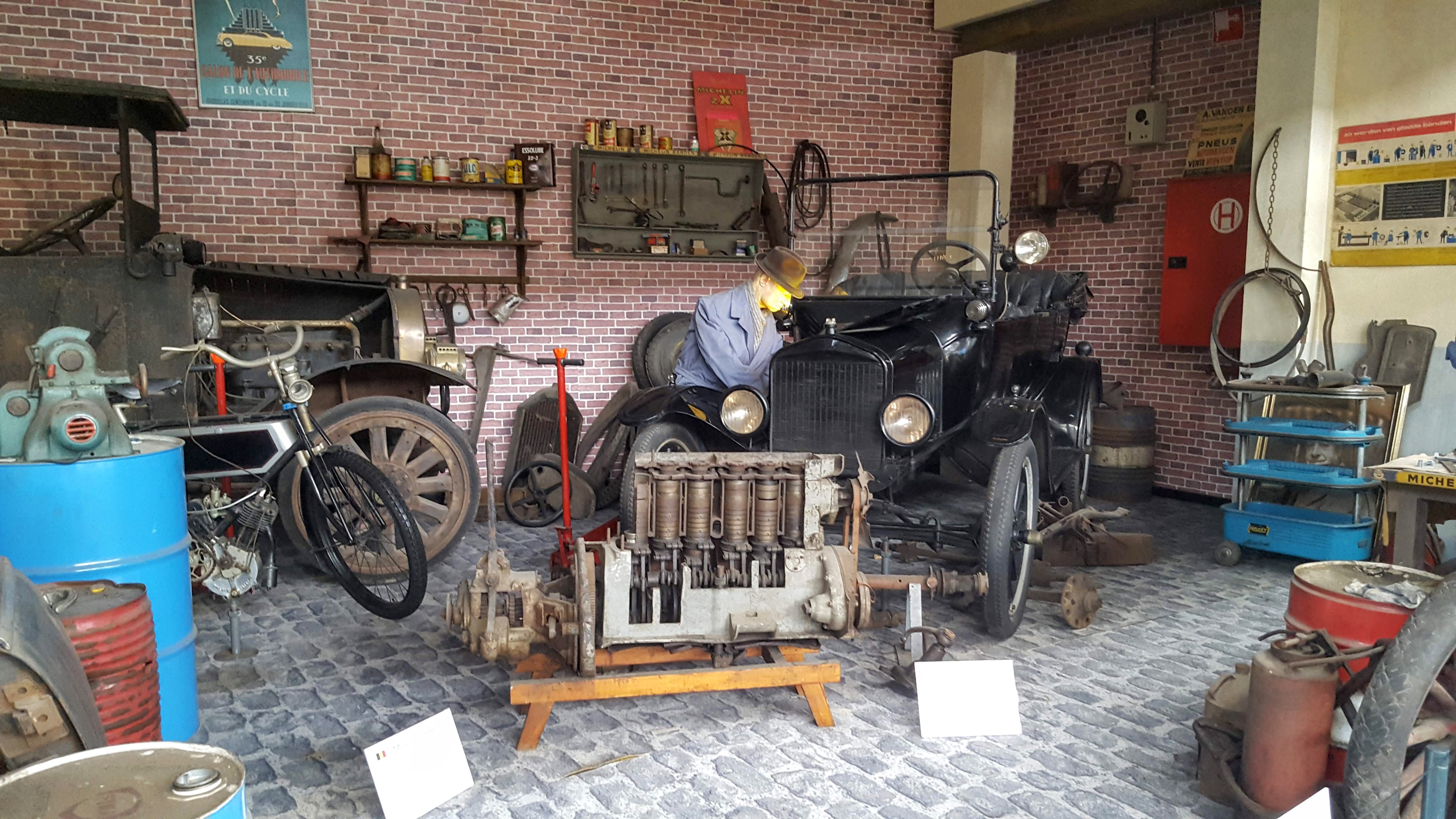 Atelierul lui Ghislain Mahy, Autoworld, Bruxelles